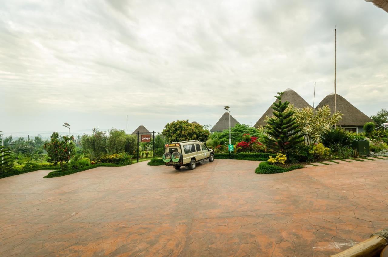 Emburara Farm Lodge Mbarara Exterior photo