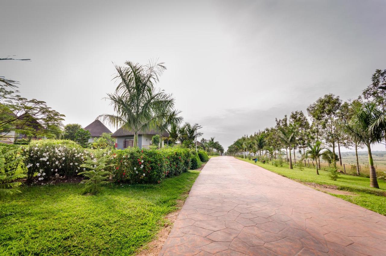 Emburara Farm Lodge Mbarara Exterior photo