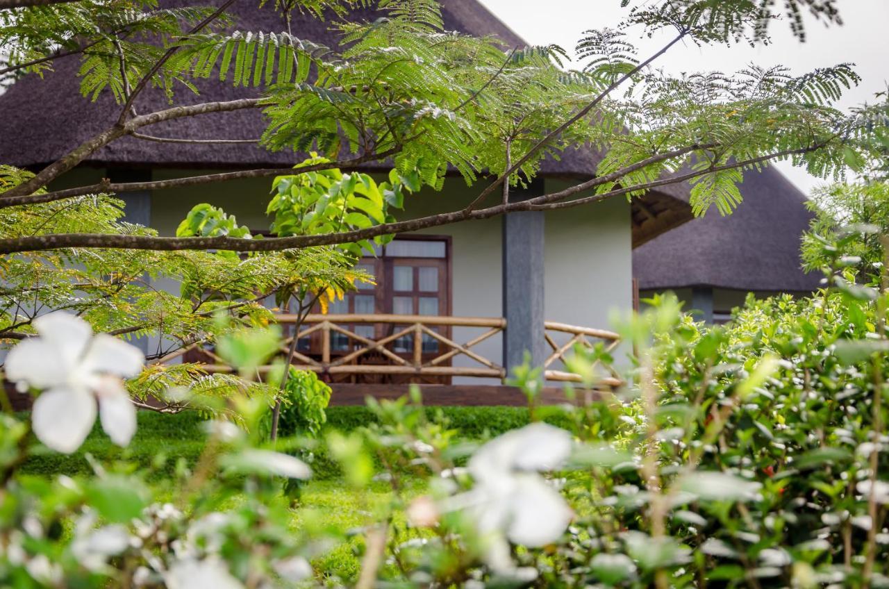 Emburara Farm Lodge Mbarara Exterior photo